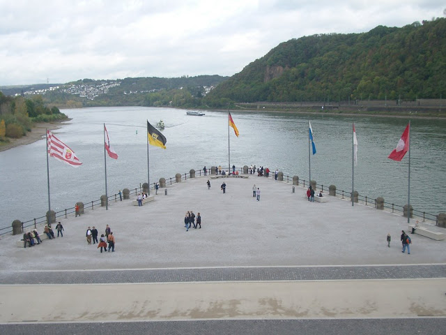 3er día, 10 de octubre de 2011– Bacharach – Koblenz- Bonn- Trier - Ruta del Rin (6)