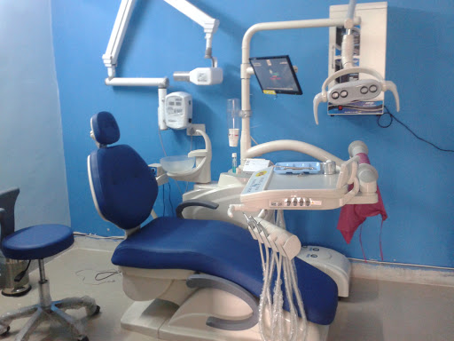 Smilemax Dentistry Dental Clinic, WZ-2142,, Raja Park Chowk, Rani Bagh, Pitampura, Delhi, 110034, India, Emergency_Dental_Service, state UP