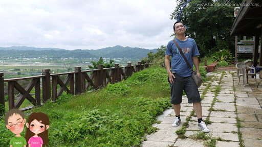 【naso遊記】卓蘭巨峰葡萄園 趴萬-美麗的路程