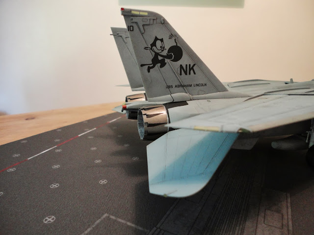 Hobby Boss 1/48 F-14D VF-31 'Tomcatters' (80368) - Page 2 DSC02580