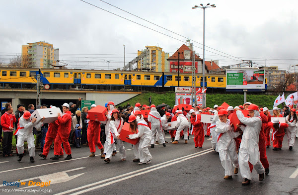 Biało-czerwona parada na Święto Niepodleglości w Gdyni