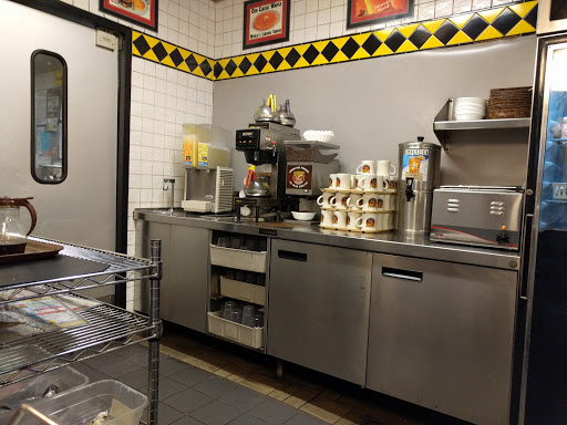 Breakfast Restaurant «Waffle House», reviews and photos, 1220 Rebsamen Park Rd, Little Rock, AR 72202, USA