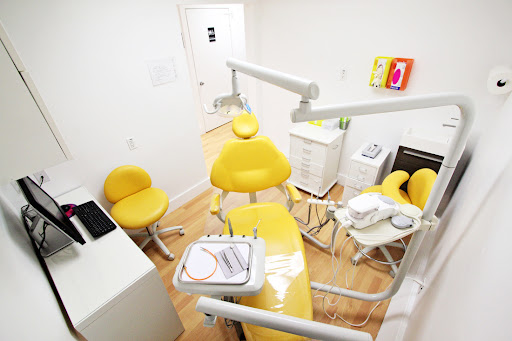 Dentist «Sonrisas Dental Clinic», reviews and photos