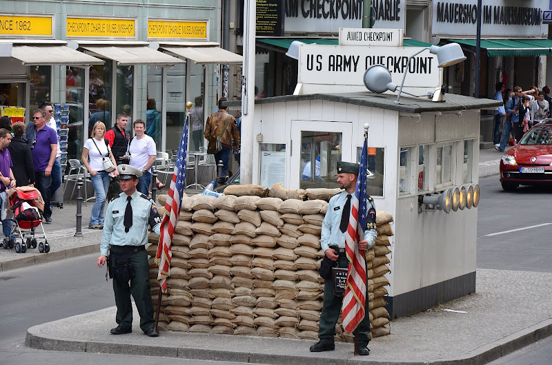 Эдинбург-Лондон-Париж-Страсбург-Люксембург-Брюссель-Берлин