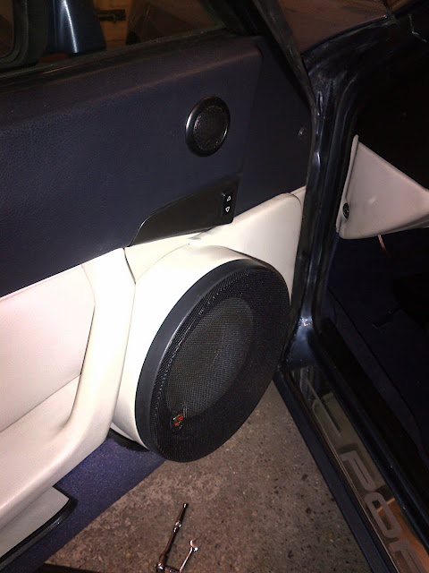 speakers1.jpg