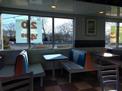 Fast Food Restaurant «White Castle», reviews and photos, 6207 Sunrise Hwy, Massapequa, NY 11758, USA