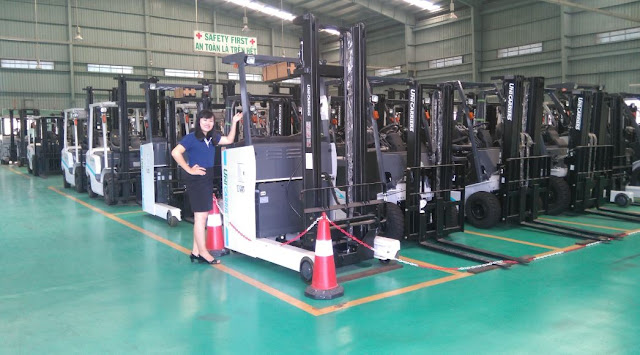 Forklift truck Rental services in HCMC Forklift truck Rental services in HCMC