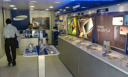Samsung Smart Cafe- Om Services, Shop No 4 & 5, 25/14, Yashokamal, Erandawane, Beside Rasashala, Off Karve Road, Erandawane, Pune, Maharashtra 411004, India, Map_shop, state MH