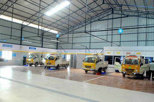 Popular Mega Motors, Trinity Towers, Chathangattu Rd, Palarivattom, Ernakulam, Kerala 682025, India, Truck_Dealer, state KL