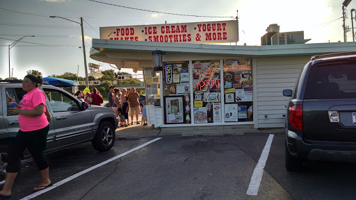 Ice Cream Shop «Parlor City Ice Cream», reviews and photos, 1936 42nd St NE, Cedar Rapids, IA 52402, USA