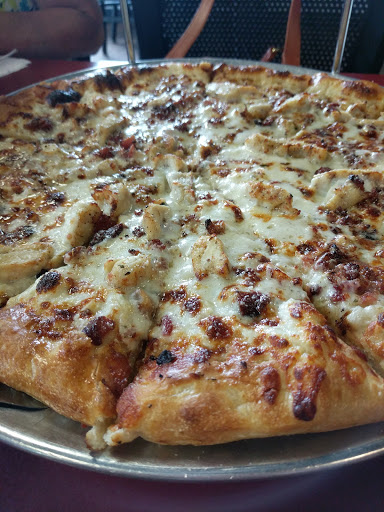 Pizza Restaurant «Pit Stop Pizza», reviews and photos, 6805 TN-13, Erin, TN 37061, USA
