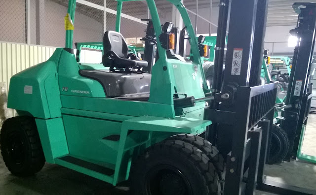 Xe nâng hàng Mitsubishi Nhật Bản Xe nâng hàng Mitsubishi Nhật Bản