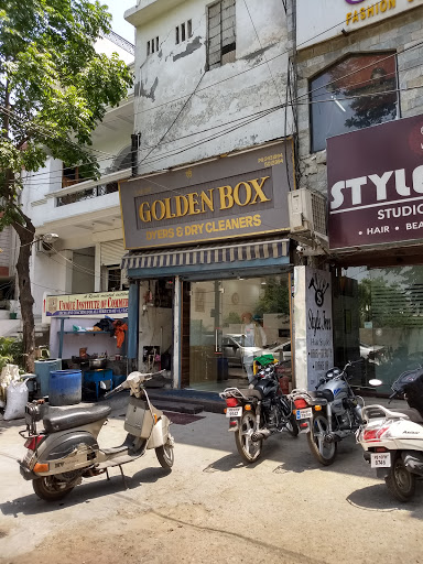 Golden Box Dyers And Dry Cleaners, 225R, Model Town Rd, Pritm Nagar, Model Town, Ludhiana, Punjab 141002, India, Laundry_Service, state PB
