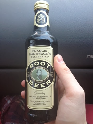 A Review A Day: Today's Review: Francis Hartridge's Root Beer