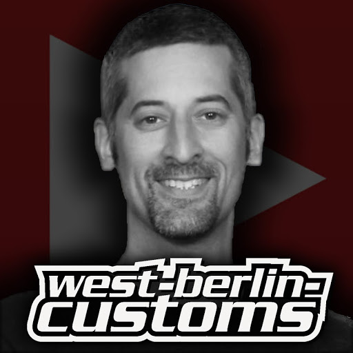 West-Berlin-Customs logo