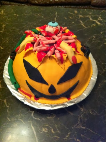 Sallys Dreamcakes: Caisys Halloween tårta