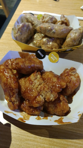 Chicken Wings Restaurant «Buffalo Wild Wings», reviews and photos, 1380 Cherry Bottom Rd, Gahanna, OH 43230, USA