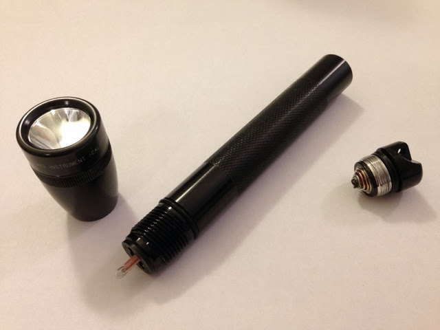Stop Whining And Do It Yourself: Mini MagLite - Stuck Battery