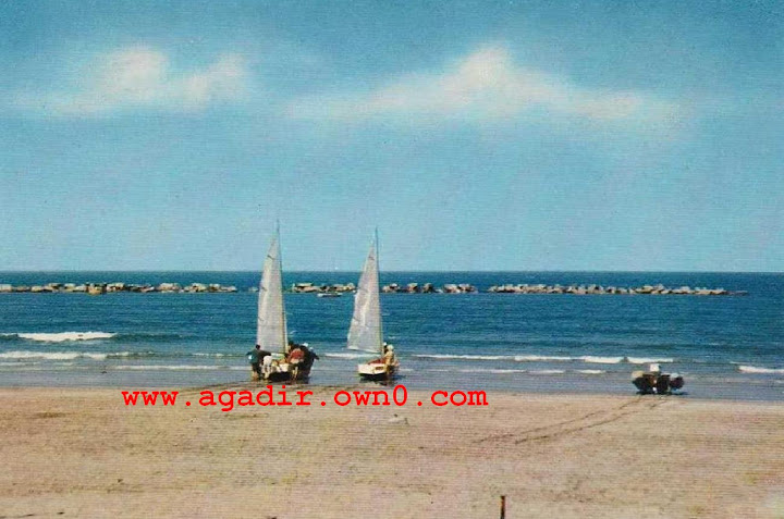 شاطئ اكادير قبل وبعد الزلزال سنة 1960 Jhgj
