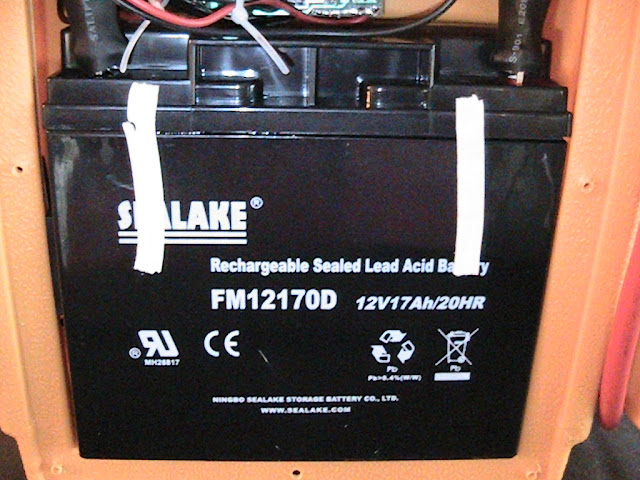 The
                      Jumpstart's 12 volt sealed lead acid battery is
                      rated at 17 Ah.