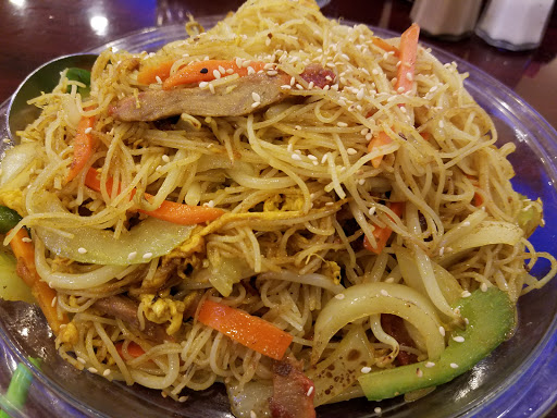 Chinese Restaurant «Full Kee Restaurant», reviews and photos, 5830 Columbia Pike, Falls Church, VA 22041, USA