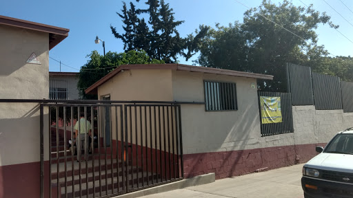 Aquiles Serdán Primaría, Calle E, Popular 2, Popular Valle Verde 2, 22810 Ensenada, B.C., México, Escuela primaria | BC