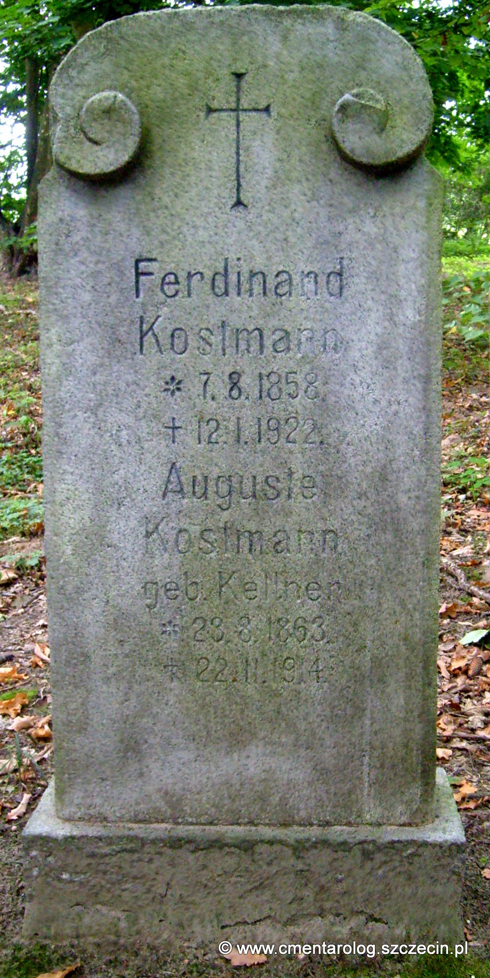 Nagrobek Ferdinanda i Auguste Kostman (fot. Agata Freindorf, 2009)