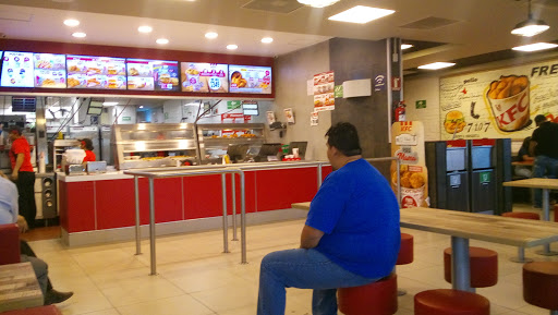 KFC, Blvd. Zaragoza #6235, Colinas de Juarez, 32680 Cd Juárez, Chih., México, Restaurante especializado en pollo | NL