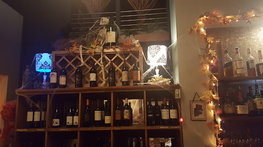 Bar «The Uncorked Wine Bar», reviews and photos, 22 N High St, Akron, OH 44308, USA