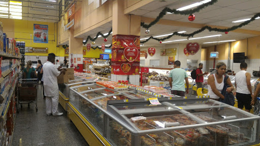 Supermercado Barbosa - Jandira, Av. Conceição Sammartino, 300 - Centro, Jandira - SP, 06600-080, Brasil, Lojas_Mercearias_e_supermercados, estado São Paulo