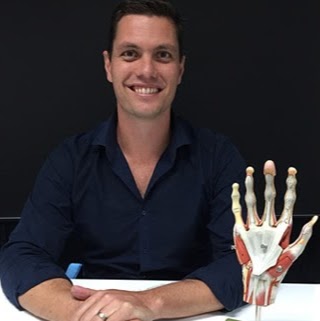 Active Hand Therapy Gold Coast logo