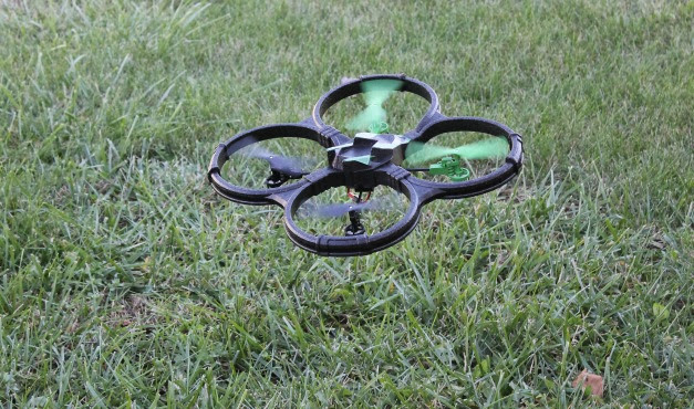 Skyrocket Toys R/C Sky Viper QuadCopter