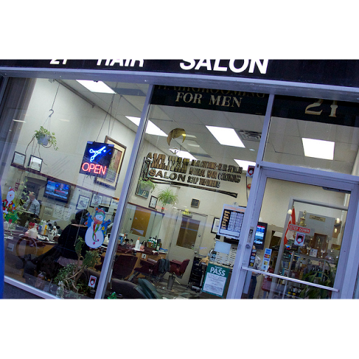 Ivan Hair Salon logo