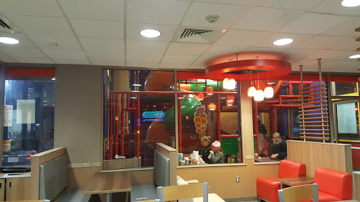 Fast Food Restaurant «Burger King», reviews and photos, 95 Pleasant Valley St, Methuen, MA 01844, USA