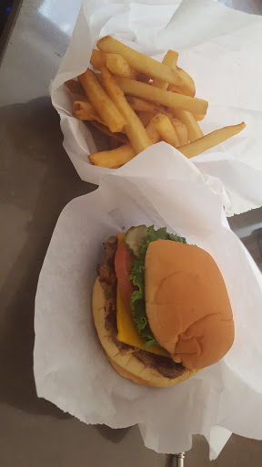 Restaurant «Yo-Burger», reviews and photos, 3726 Riverdale Ave, Bronx, NY 10463, USA