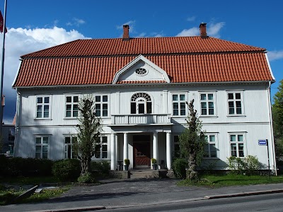 Photos of Fredrikstad Rygg- og Leddsenter