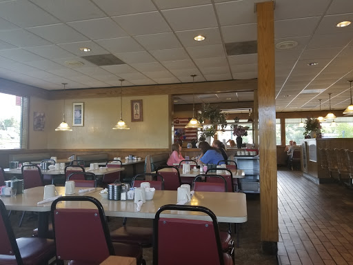 Restaurant «Sturgeon Bay Family Restaurant», reviews and photos, 239 Green Bay Rd, Sturgeon Bay, WI 54235, USA