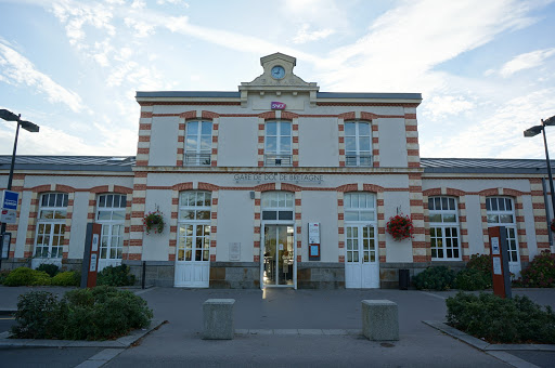 Gare de Dol de Bretagne