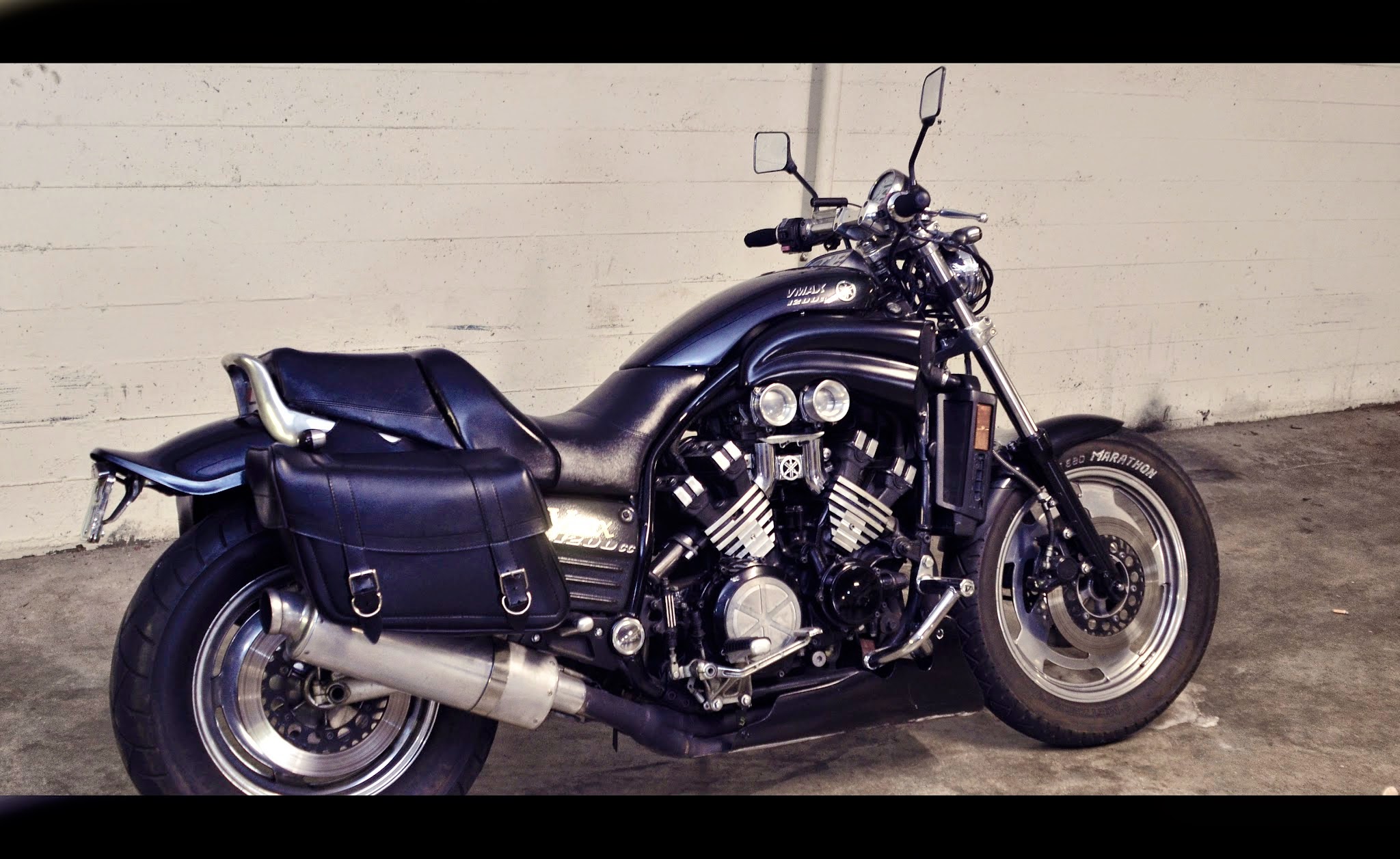 yamaha vmax saddlebags