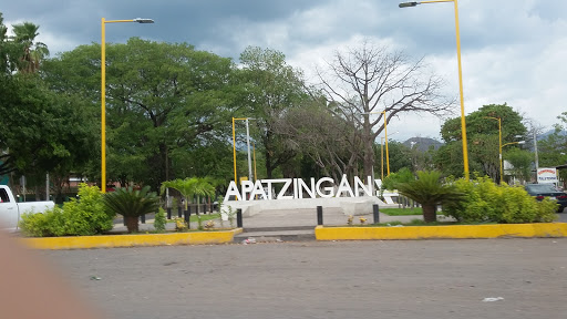 Parque Infantil Amanecer, de la, Alberto T. Benítez 90A, Centro, Apatzingán de la Constitución, Mich., México, Parque | MICH