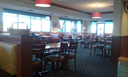 Restaurant «Perkins Restaurant & Bakery», reviews and photos, 333 Western Ave NW, Faribault, MN 55021, USA