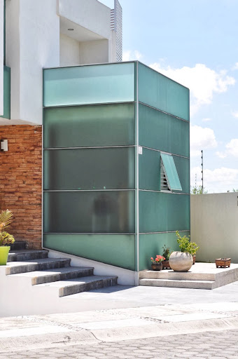 Vidrios y Aluminios Peyca en Puebla, Calle 7 Nte. 5006, Santa María, 72080 Puebla, Pue., México, Servicio de reparación de cristales | PUE