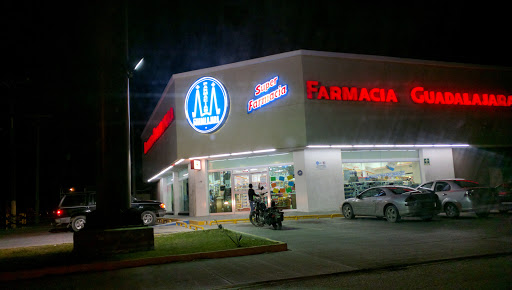 Farmacias Guadalajara, Zacatecas 39, Victoria, 87390 Matamoros, Tamps., México, Farmacia | TAMPS