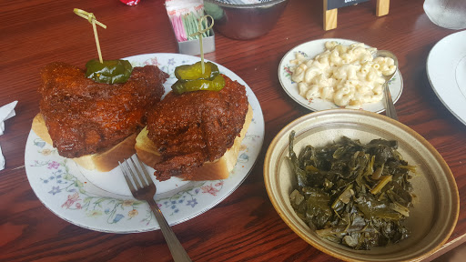 American Restaurant «The Budlong Hot Chicken», reviews and photos, 1008 W Armitage Ave, Chicago, IL 60614, USA