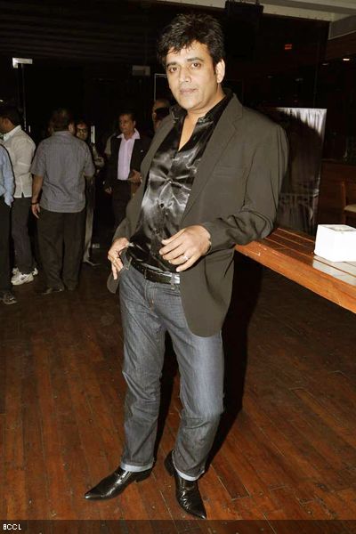 Actor Ravi Kissen in a relaxed pose at the launch of <strong>Bhojpuri movie</strong> '<strong>Sansar</strong>', held at Escobar in Mumbai on February 4, 2013. (Pic: Viral Bhayani)