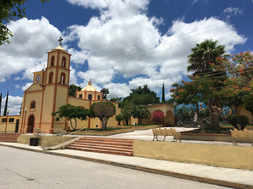 Capilla De Guadalupe, 79445, Carrillo Puerto 73, Guadalupe, Cerritos, S.L.P., México, Institución religiosa | SLP