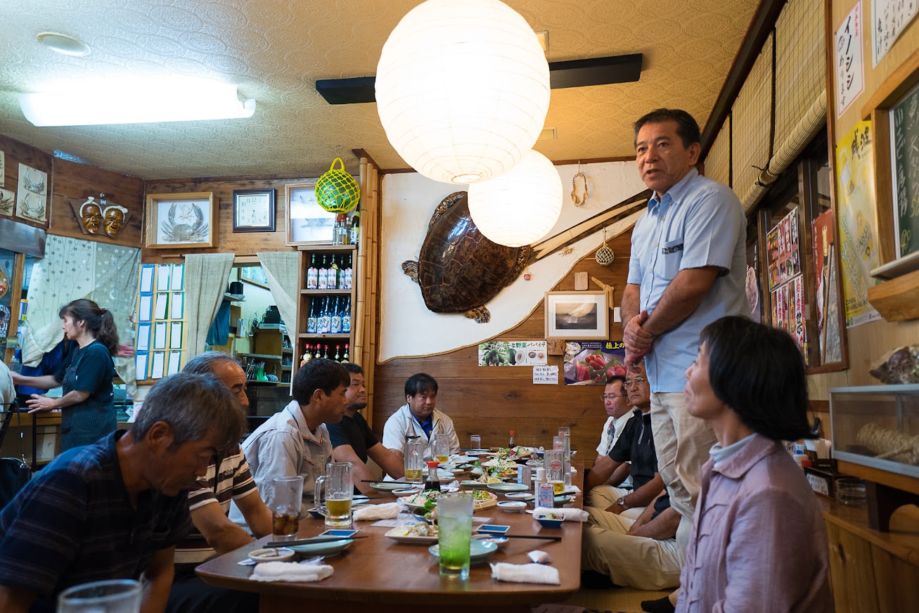 ＪＡおきなわ糸満支店　安谷屋行正（あだにや まさゆき）支店長