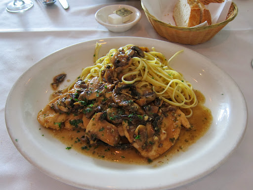 Italian Restaurant «Baronessa Italian Restaurant», reviews and photos, 1302 E Gude Dr, Rockville, MD 20850, USA