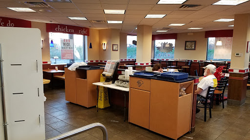 Fast Food Restaurant «KFC», reviews and photos, 1232 W Broadway Ave, Forest Lake, MN 55025, USA