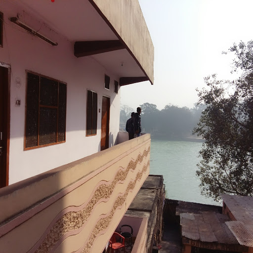 Ganga Lahari Lodge, Bishnu, Vishnu Ghat, Haridwar, Uttarakhand 249401, India, Lodge, state UK